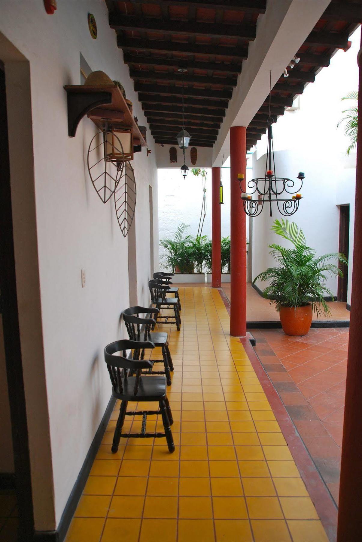 Del Parque Hotel 3*